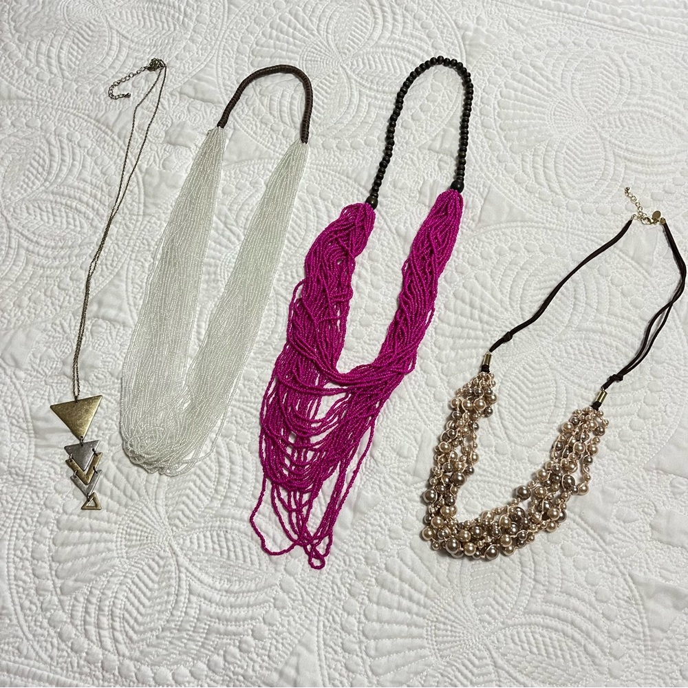 Statement Necklace Lot of 4 Pearls Bead Strands Arrows Metal Pink White Silver